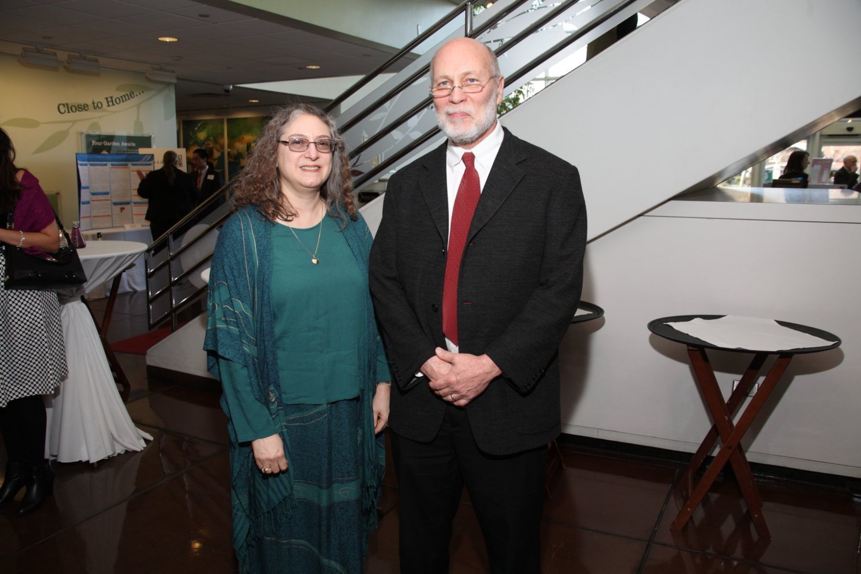 Rita Varagona, Dan Hoft